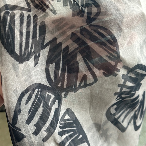 Sheer halter glamorous to the Max (Mara)! - Picture 10 of 10